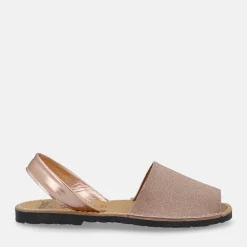 DOREA MINORCHINE | Donna Sandali
