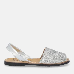 DOREA MINORCHINE | Donna Sandali
