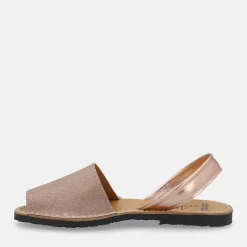 DOREA MINORCHINE | Donna Sandali