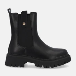 NINE WEST BEATLES | Donna Tronchetti