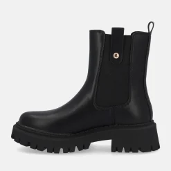 NINE WEST BEATLES | Donna Tronchetti