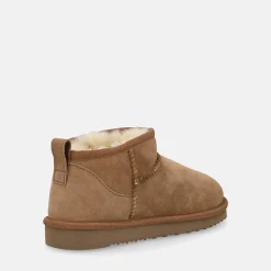 SHEEPSKIN SHORT BOOT | Donna Tronchetti